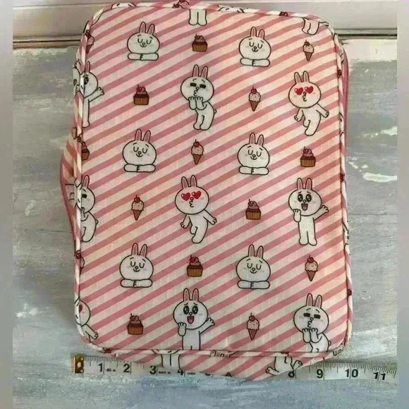 Travel Bag pack a your items and keep organized while on the go - Picture 4 of 12